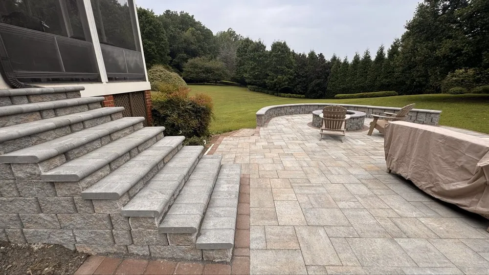 Expert yard maintenance in Richmond, VA - Santos Design and Services