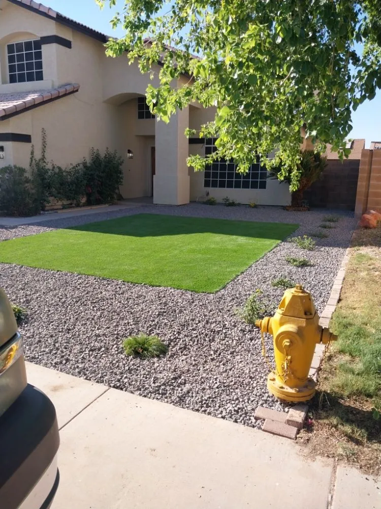 Expert landscaping services in Phoenix, AZ - Santos General Landscaping