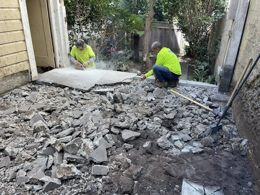 Trusted yard maintenance in San Mateo, CA by Santos landscaping & Hauling