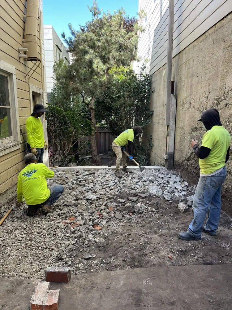 Expert outdoor landscaping in San Mateo, CA by Santos landscaping & Hauling