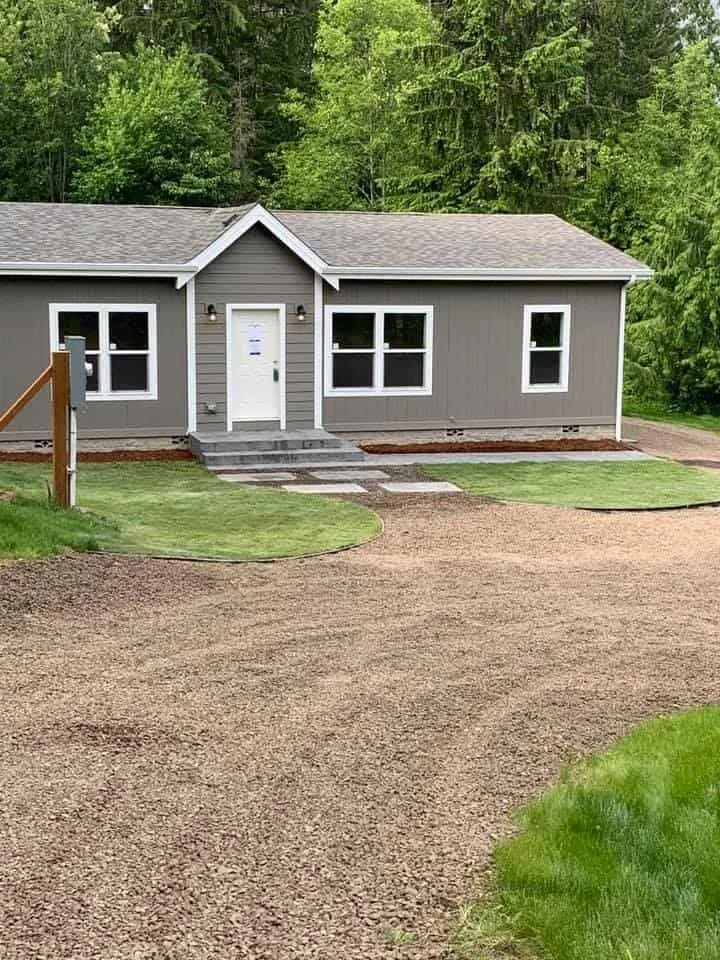 Reliable yard cleanup service for year-round maintenance across Bremerton, WA - Santos Landscaping & Maintenance