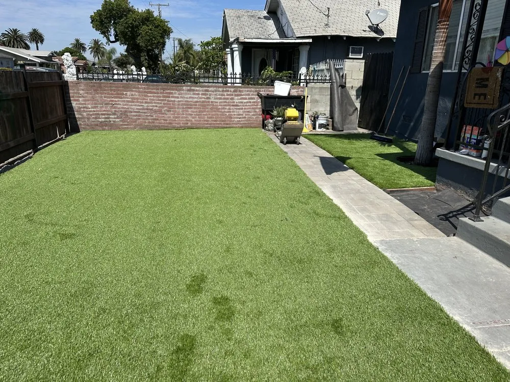 Affordable landscaping services experts serving Los Angeles, CA - Santos Landscaping