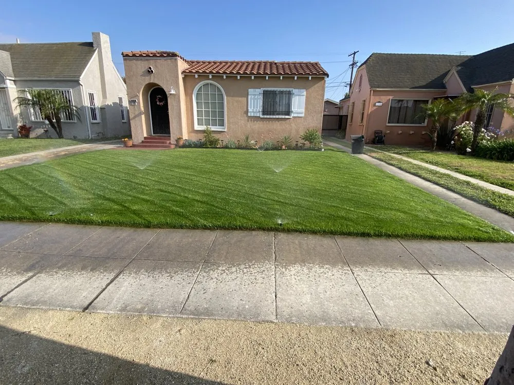 Custom lawn care service for residential properties in Los Angeles, CA by Santos Landscaping