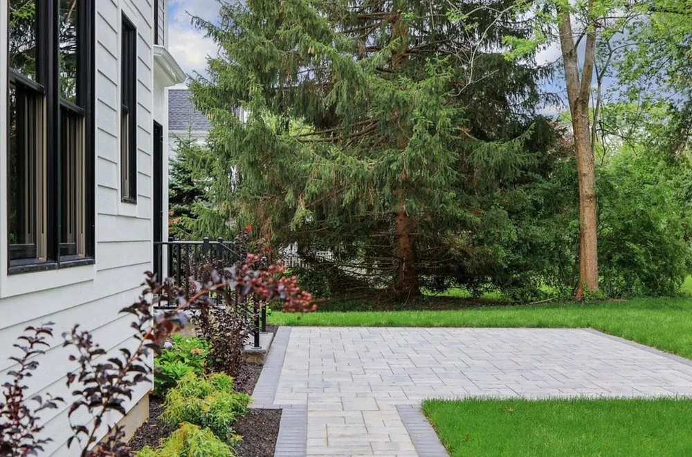Top-rated residential landscaping in Scotch Plains, NJ - Santos Landscaping