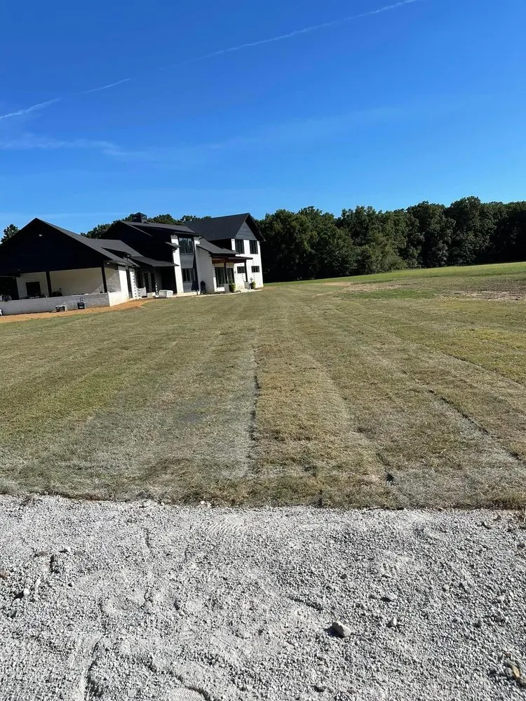 Top-rated yard cleanup service with custom design in Augusta, AR by Santo’s Landscaping Service