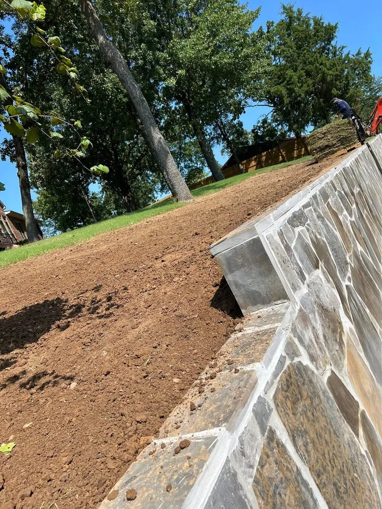 Professional garden landscaping for homes in Augusta, AR by Santo’s Landscaping Service