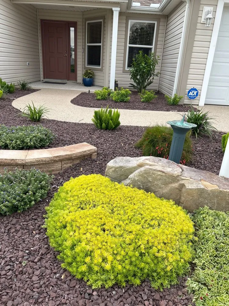 Top-rated yard maintenance in The Villages, FL - Santos Landscaping
