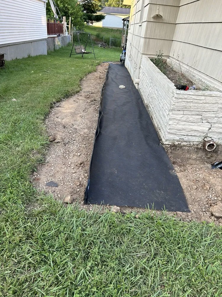 Custom lawn care service in Glasgow, KY - Santos Lawn & Landscape