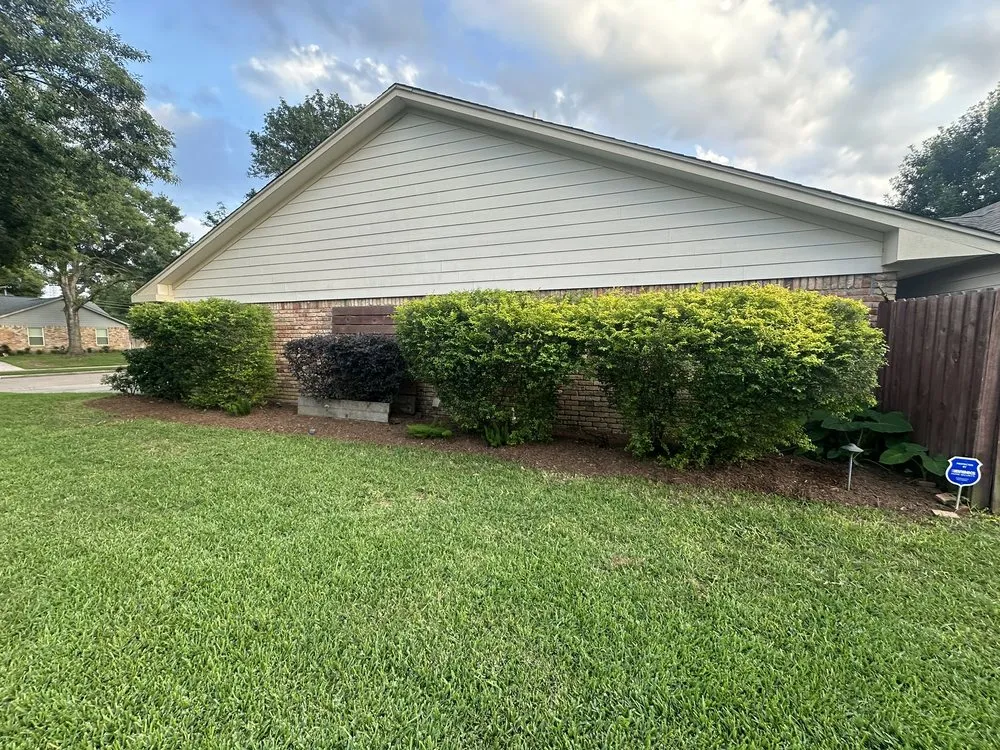 Professional outdoor landscaping near you across Houston, TX - Santos Lawn Service