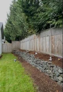 Custom garden landscaping in Puyallup, WA by Santos Lawn Services