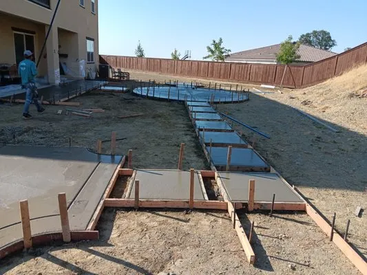 Santos Ramos Landscaping Logo