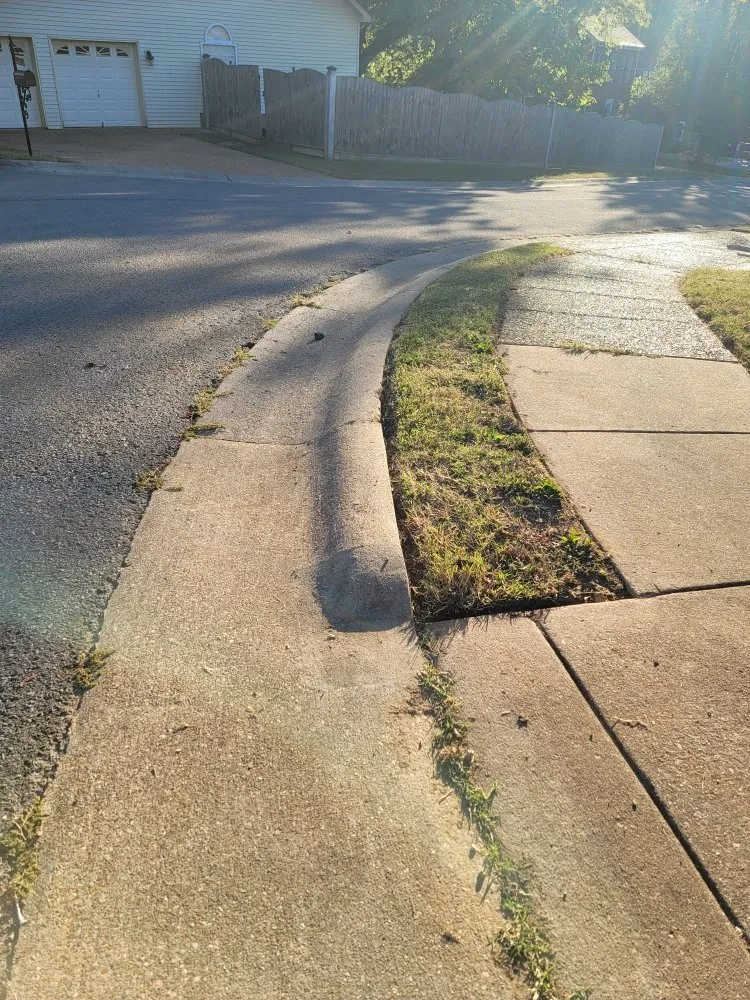 Professional landscape design experts serving Murfreesboro, TN - Santys Lawncare