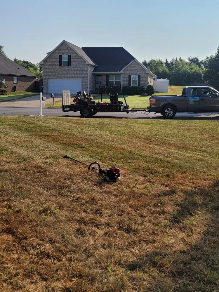 Trusted lawn care service in Murfreesboro, TN - Santys Lawncare