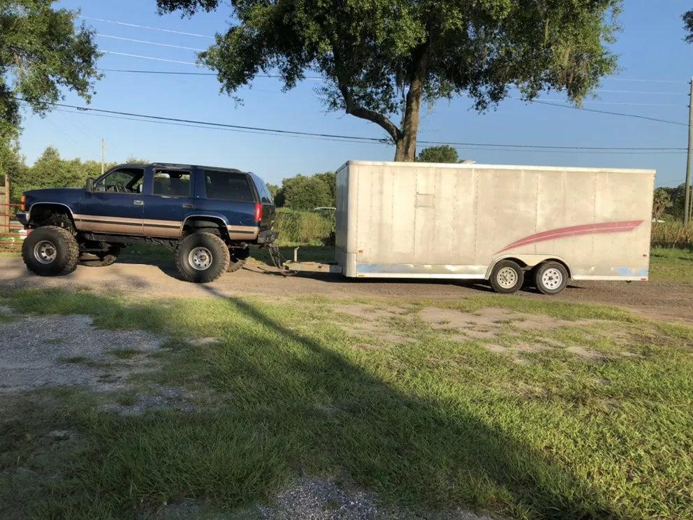 Trusted yard maintenance in Tampa, FL - Sapphire Lawncare