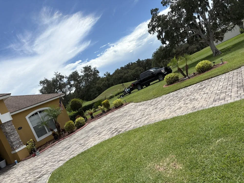 Reliable lawn care service for residential properties across Sebring, FL - Sapp's property management