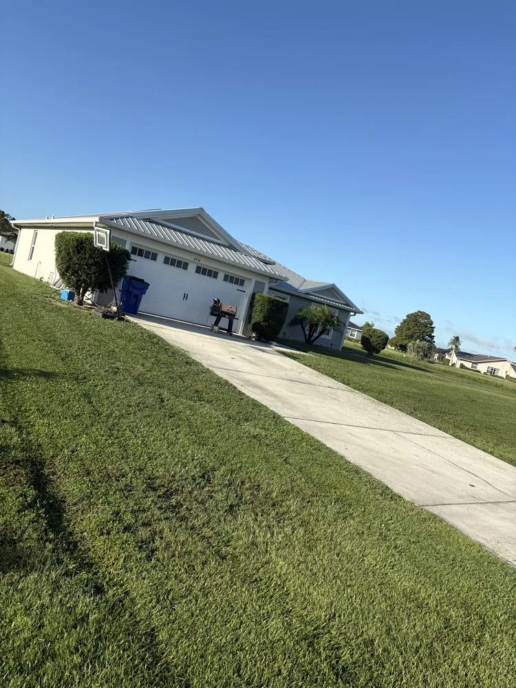 Custom outdoor landscaping with custom design across Sebring, FL - Sapp's property management