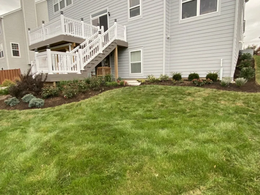 Custom landscape design in Elgin, IL - SAR Landscaping Contractors