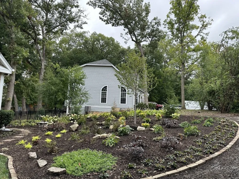 Trusted residential landscaping in Elgin, IL by SAR Landscaping Contractors