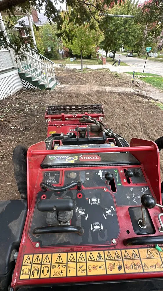 Expert yard cleanup service in Elgin, IL - SAR Landscaping Contractors