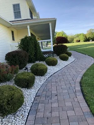 Sara's Landscaping