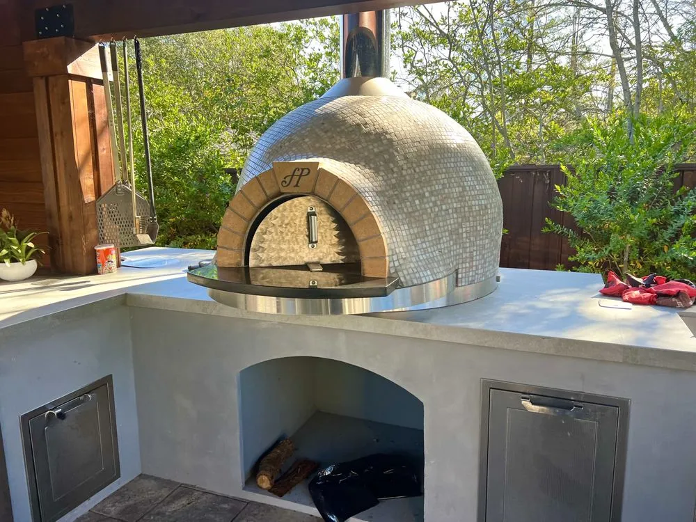 Expert yard cleanup service for homes in Los Gatos, CA by Saratoga Pavers