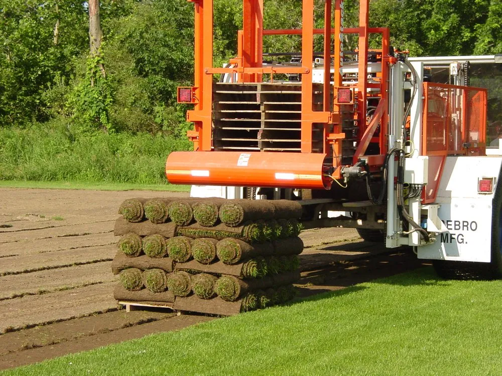 Custom landscaping services in Stillwater, NY - Saratoga Sod Farm