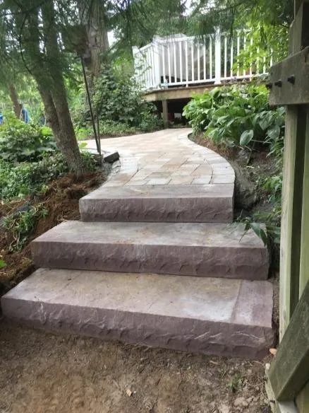 Reliable residential landscaping in Halethorpe, MD by Saravia's Landscaping