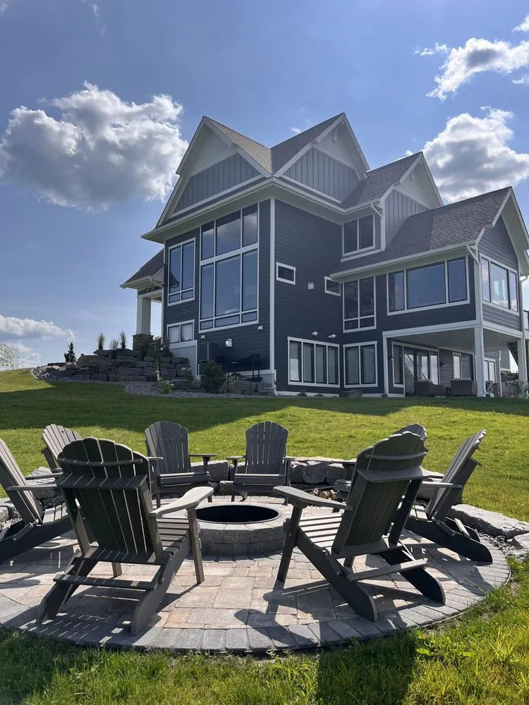 Top-rated yard cleanup service in Red Wing, MN by Sargent's Nursery