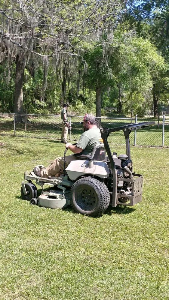 Top-rated yard maintenance in Callahan, FL - Sarge's Property Care