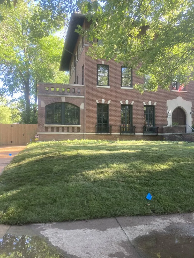 Professional landscape design in Saint Louis, MO by SARR Landscaping & Lawn Care