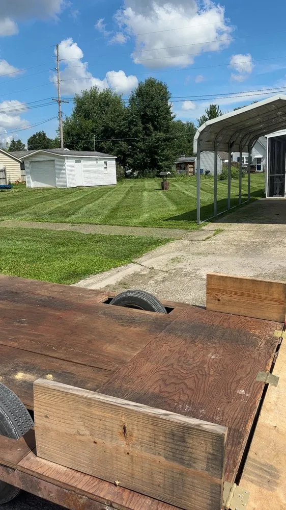 Reliable garden landscaping experts serving Linton, IN - Sarris's Lawn Care