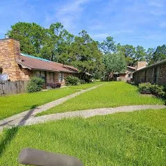 Local lawn care service experts serving Cantonment, FL - Sasquatch Land & Lawn