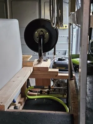 Sasquatch mobile wash Logo