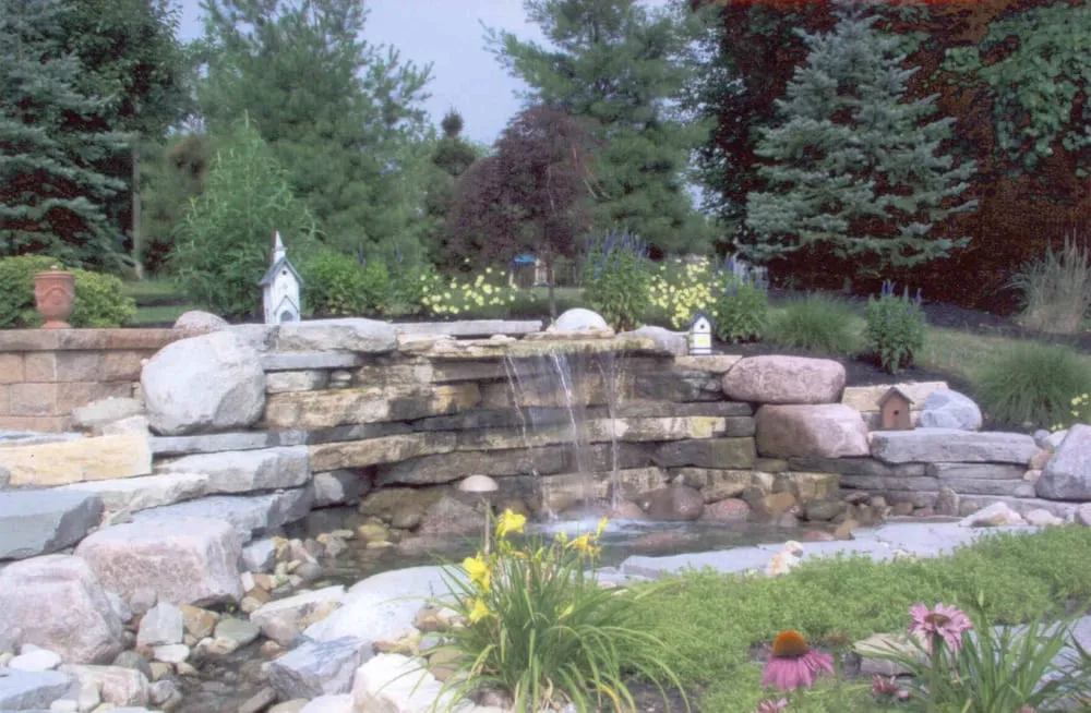 Local yard maintenance experts serving Columbus, OH - SAT Landscape Services