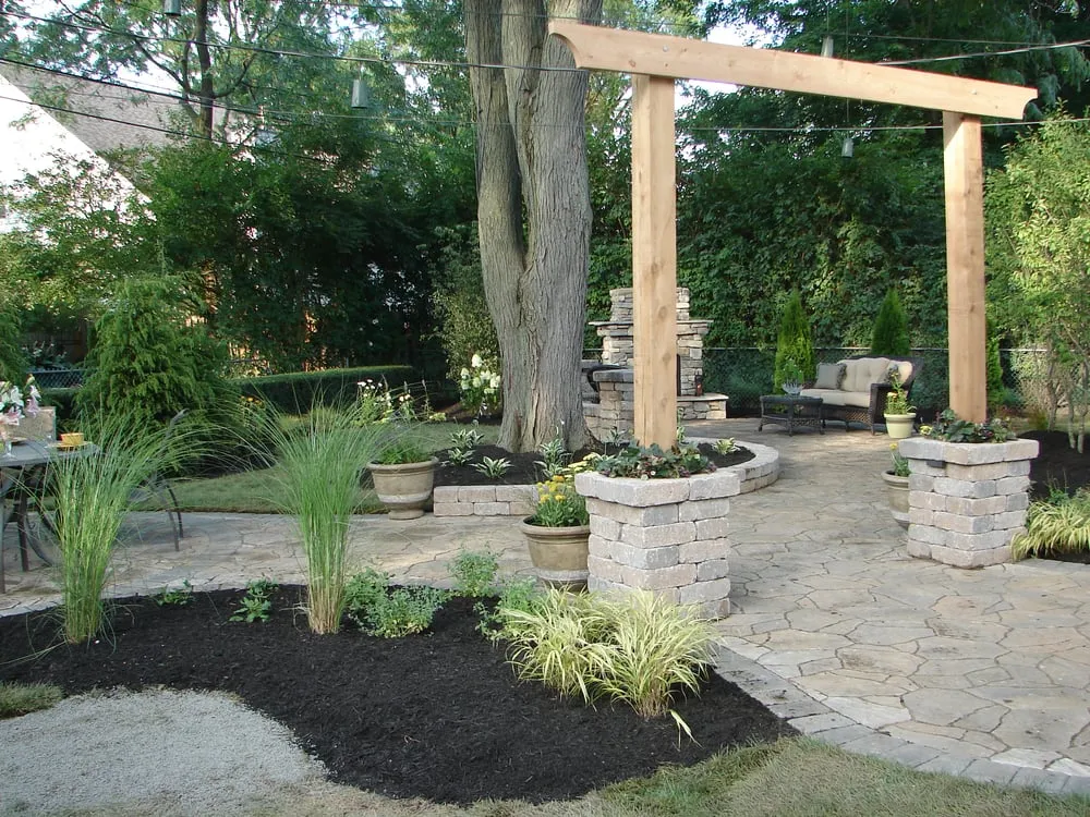 Professional landscape design experts serving Columbus, OH - SAT Landscape Services