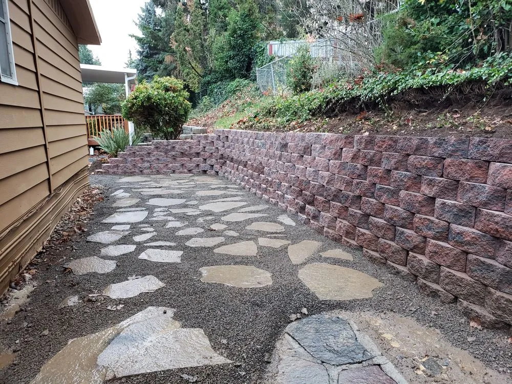 Top-rated yard cleanup service for homes across Oregon City, OR - Sati Construction And Development