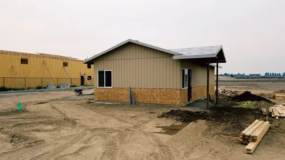 Local yard cleanup service for year-round maintenance across Oregon City, OR - Sati Construction And Development