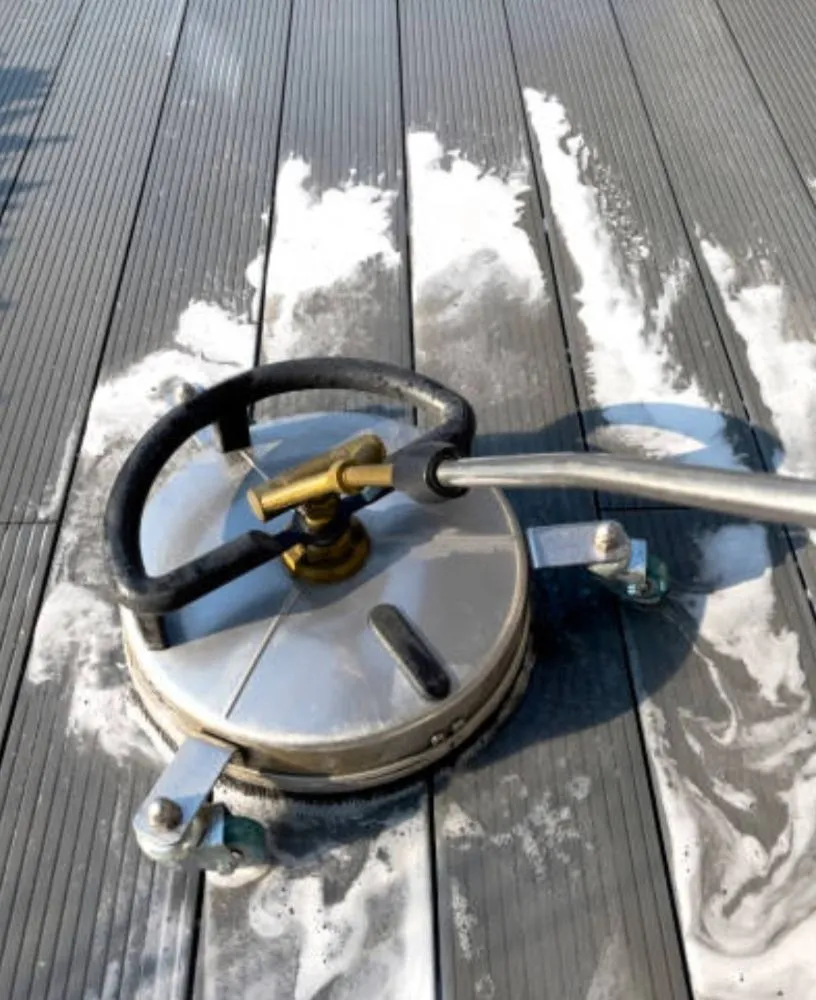 Expert lawn mowing service in Rock Falls, IL - Sauk Valley Property Maintenance