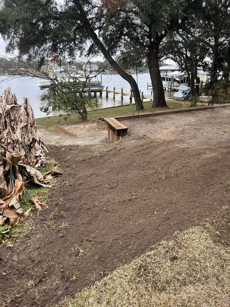 Trusted yard cleanup service in Fort Walton Beach, FL - Saul 2 Paul Builders