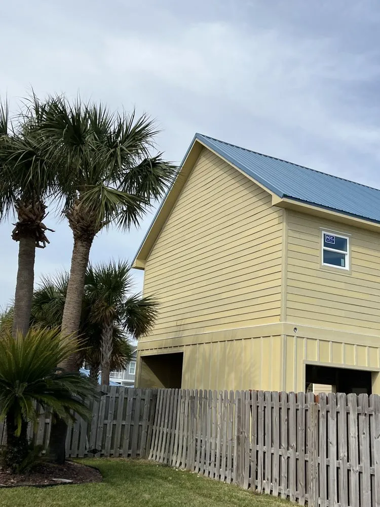 Custom outdoor landscaping in Fort Walton Beach, FL - Saul 2 Paul Builders