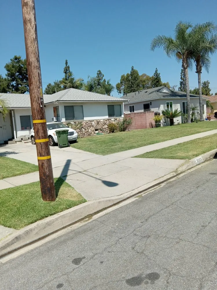 Custom residential landscaping for year-round maintenance across Monrovia, CA - Saul Call Landscape