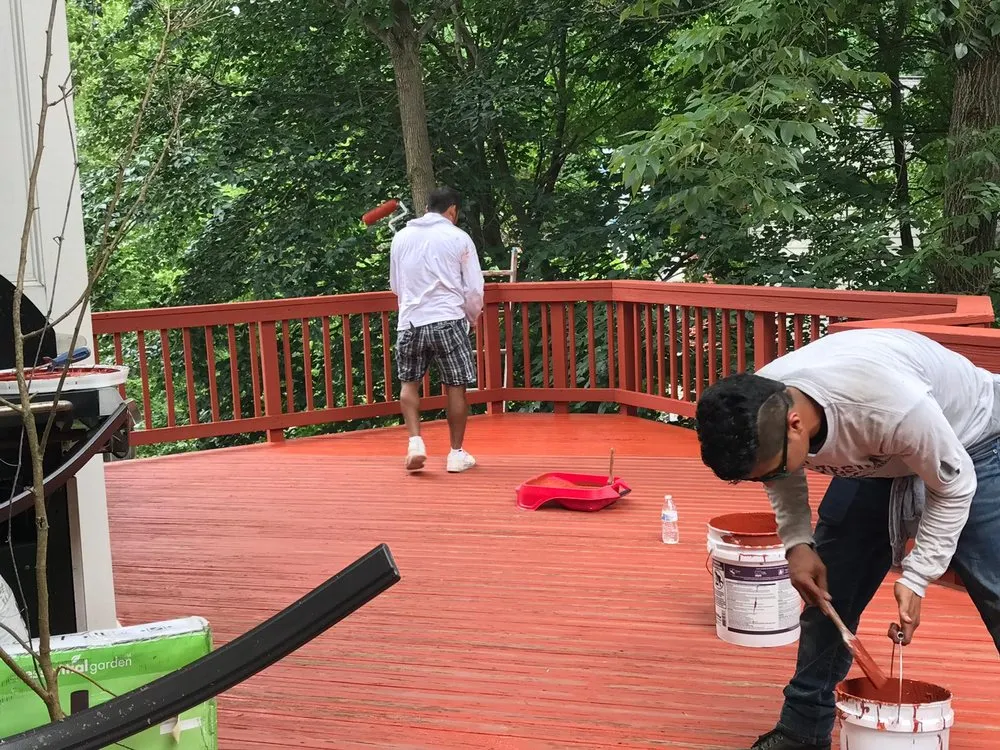 Expert lawn care service experts serving Silver Spring, MD - Saul Landscape and Stone