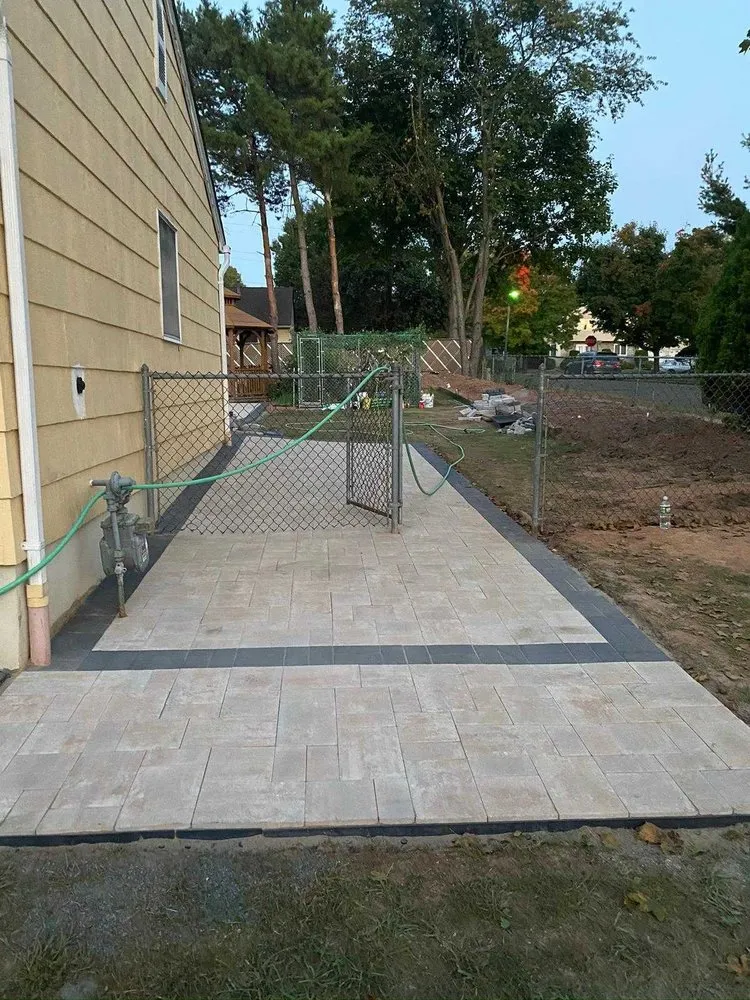 Custom residential landscaping experts serving Plainfield, NJ - Saul Perez