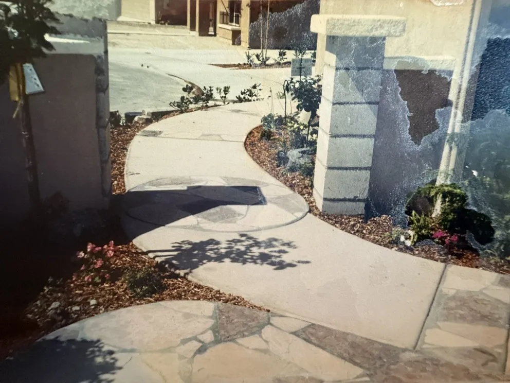 Custom yard cleanup service for homes across Vista, CA - Sauls Landscaping & Maintenance