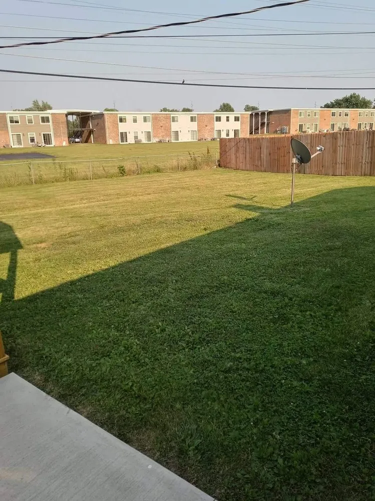 Reliable landscape design in Kokomo, IN by Saunders Family Mowing Services