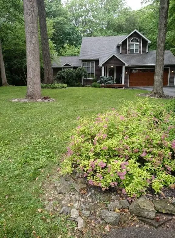 Trusted yard cleanup service experts serving Kokomo, IN - Saunders Family Mowing Services