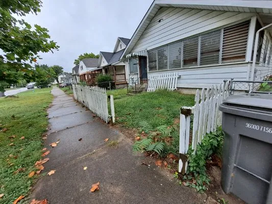 Saunders Family Mowing Services