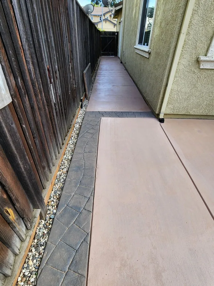 Expert yard cleanup service near you across Sacramento, CA - Saunders Landscaping Construction