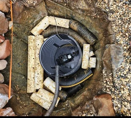 Saunders Landscaping Construction Logo