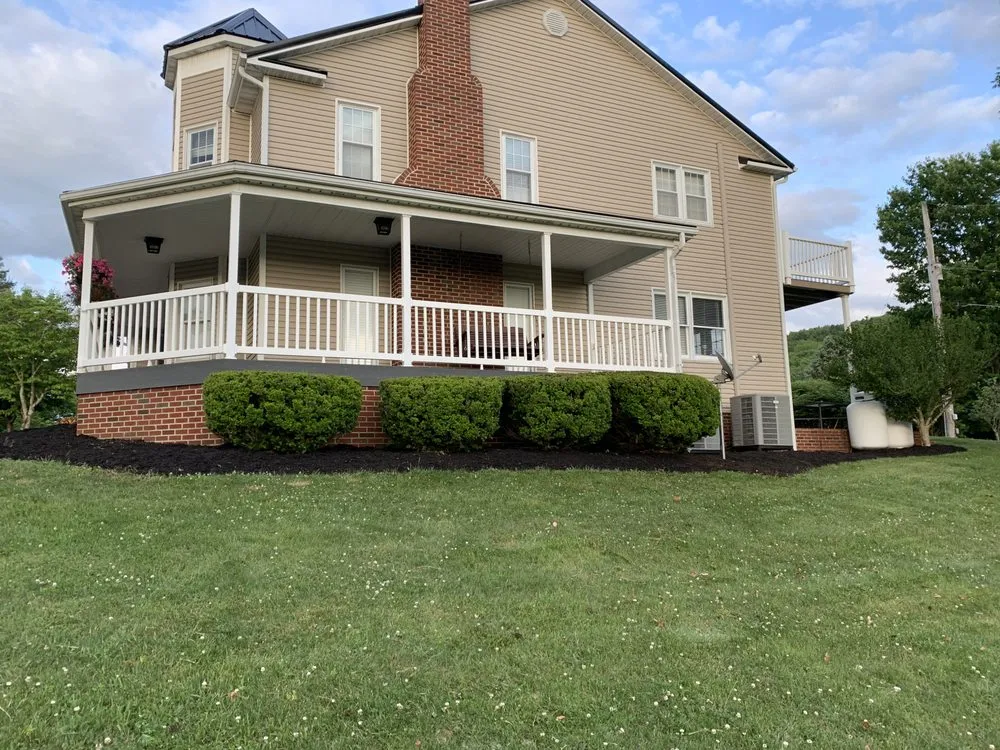 Trusted landscape design experts serving Tazewell, VA - Saunders Lawn Care